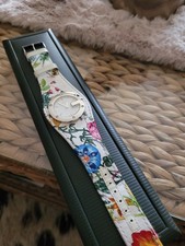 GUCCI 104 2005 Limited Edition Floral Belt Armbanduhr mit Box