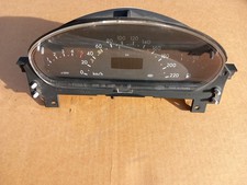 Mercedes Benz Vaneo W414 - Kombiinstrument A414 446 0221