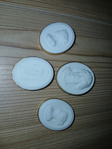 Porzellan brosche meissen - porzellan,