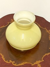 Schöne Alte Petroleumlampen Schirm Durchmesser 21 cm, Gelb