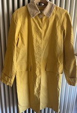 New York Designer Mantel Isaac