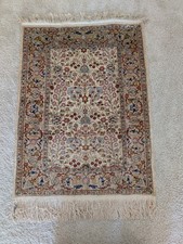 Hereke Seidenteppich –
