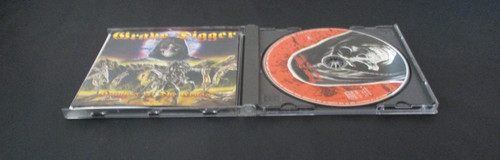 Grave digger 1998 knights - grave,
