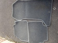 Original W210 Mercedes Benz Fußmatten vorne rechts und 2x hinten Beige