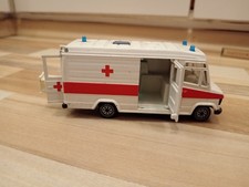 Siku Rettungswagen Mercedes