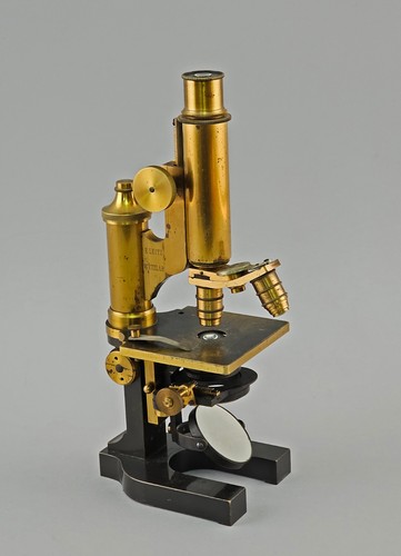 Leitz mikroskop von - e.,