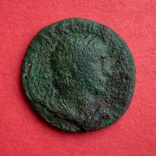 Römische Münze As Kaiser Trajan Büste stehende Victoria mit Schild schöne Patina