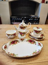 Royal Albert OLD COUNTRY ROSES tea for one