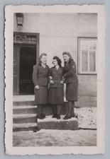3 Frauen - RAD Uniform - Altes