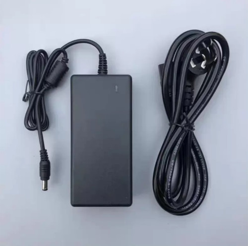 Netzteil-Adapter-Ladegerät
