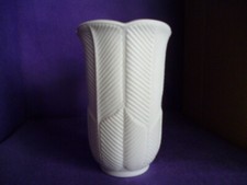 Schöne Vase Kaiser Bisquit