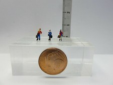 (1:220 ) winterliche Figuren