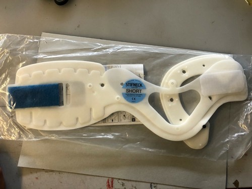 Laerdal stifneck 980400 - stifneck,