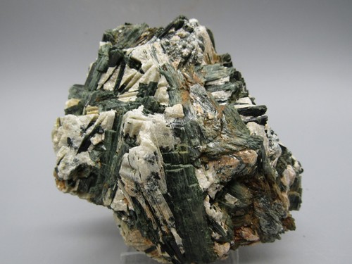 Aktinolith zillertal tirol - aktinolith,