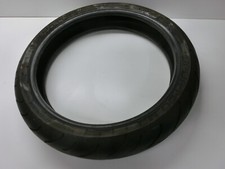 Metzeler Sportec M3 Reifen 110 70 17 54W DOT1006 mittig 2,6 mm  Int.243vo