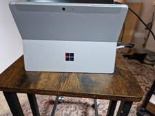 Microsoft Surface Go 3, 10 Zoll 2-in-1 Tablet (Intel Pentium Gold, 8GB RAM, 128G