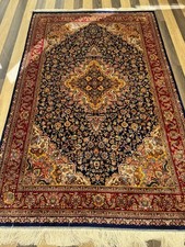 Silk-Feel glänzender Teppich