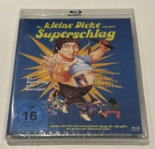 DER KLEINE DICKE MIT DEM