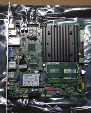 Intel DN2800MT4 (Mitac PD10AI-N3350?) Half-Height Thin ITX 2x2GB RAM + 64GB SSD