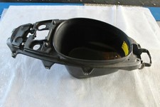 Helmfach Fach Staufach Stauraum Aprilia SR 50 H2O LC 97-00#R5370