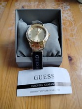 Guess Damen Uhr Geschenk