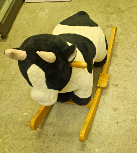Plüsch schaukelpferd kuh - schaukelpferd,