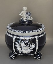 Alte Bowle mit Rosen-Dekor