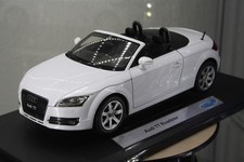 Welly Audi TT 2014 weiß white  Spider Cabrio Roadster  1:18