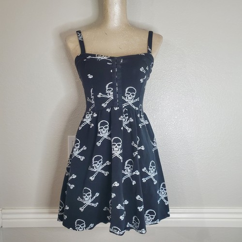 Royal bones skull - royal,