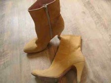 ENRICO ANTINORI Wildleder