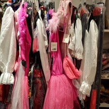 Restposten Faschingskostüme