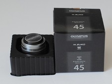 OLYMPUS M.ZUIKO 45mm F1.8 -