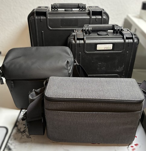 Verschiedene taschen koffer - taschen,,