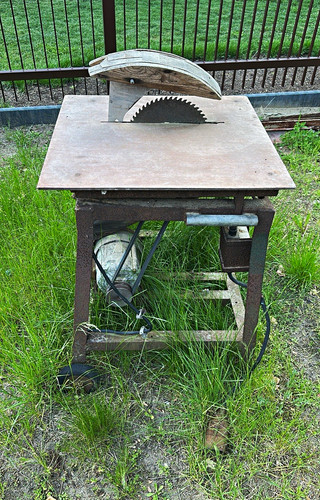 Elektrische tischkreissäge - tischkreissäge, /