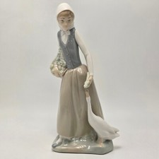 Porzellan Figur NAO by Lladro Dekoration Mädchen mit Gans 24cm Deko