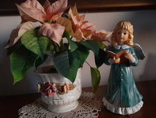 GOEBEL WEIHNACHTEN GROßER  ENGEL mit BUCH (ca. 29cm) - GRÜN