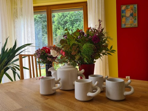 Teetassen mit teekanne - teetassen, ove