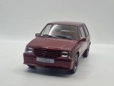 Opel Corsa A Custom 1983 dunkelrot metallic Modellauto 1:18 MCG