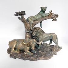 Statue wildes Afrika Löwe