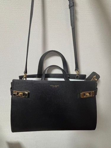Henri bendel tote bag - henri,
