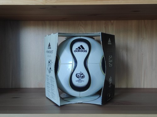 Adidas teamgeist official - adidas,