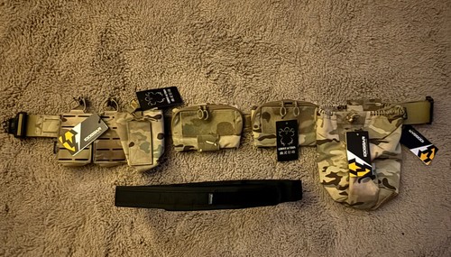 Kampfgürtel mit taschen - mit,