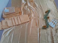 Stoff gold,  Satinstoff glänzend, Hochzeit,  Dekoration Vorhang, Tischdecke
