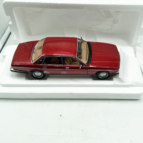 Defek jaguar xj40 - defek, 1/18