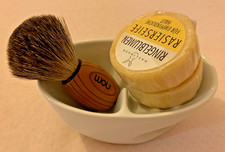 Nassrasier-Set Seifenschale , Seife und Dachshaarpinsel wie neu