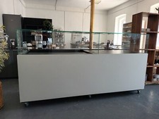 Gekühlte Mobile Verkaufstheke von der Firma Ladenbau Grimm