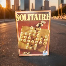 Solitaire Brettspiel aus Holz
