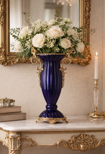 Vase aus Porzellan & Bronze