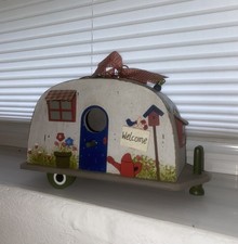 Wohnwagen Deko Vogelhaus bunt