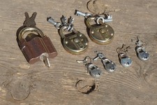 7 x Original DDR Schloss